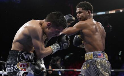 Shakur Stevenson vence a Oscar Valdez y le arrebata el título del CMB