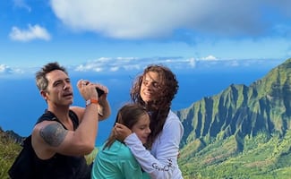 "¡Vuelvan!", fans piden a Aislinn Derbez y Mauricio Ochmann reconciliarse tras presumir fotos de su viaje familiar a Hawái