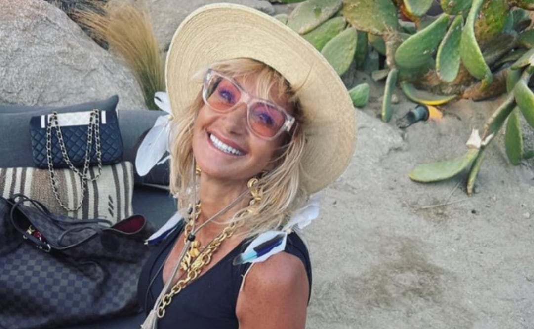 Adela Micha deslumbró a sus seguidores con un look hecho con los pantalones demontables más cool. Foto: Instagram @adelamicha