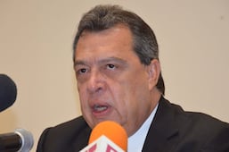 Caso Ayotzinapa: FGR acusa a Ángel Aguirre de ordenar ocultar videos clave sobre los 43 normalistas