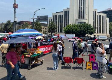 FOTOS: Bicitaxis y ambulantes, los “ganones” de las marchas y bloqueos en la CDMX