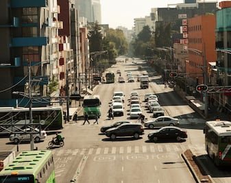 Los autos que pagarán multa en la CDMX por tener placas de otro estado