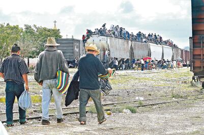 Diputados piden a autoridades garantizar derechos de migrantes