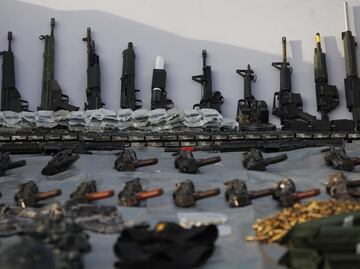 Mexican cartels clash leaves 19 dead in Uruapan