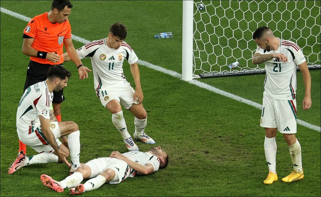 Barnabás Varga quedó tendido en el campo de juego / Foto: EFE