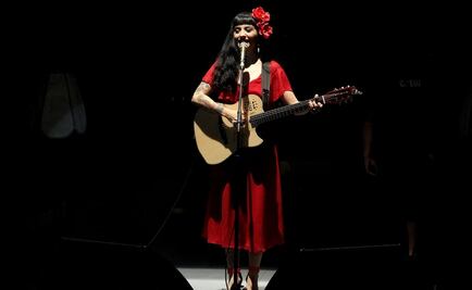 Mon Laferte: "Estoy aprendiendo a lidiar con la sobreatención de la gente"
