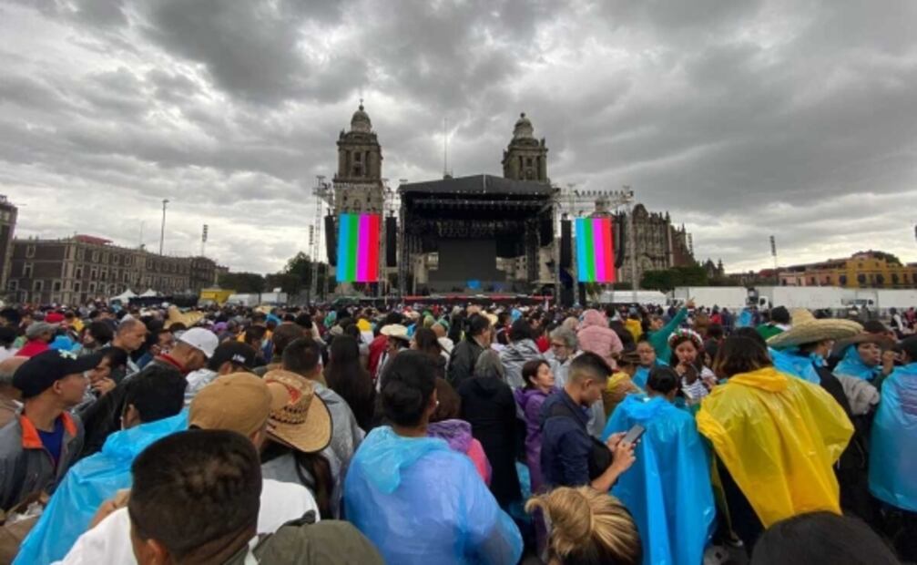 Grito de Independencia en el Zócalo capitalino, minuto a minuto 