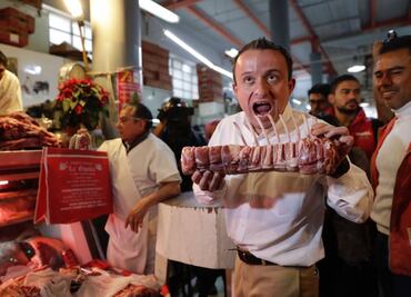 Plantea Mikel Arriola salarios justos más que mínimos