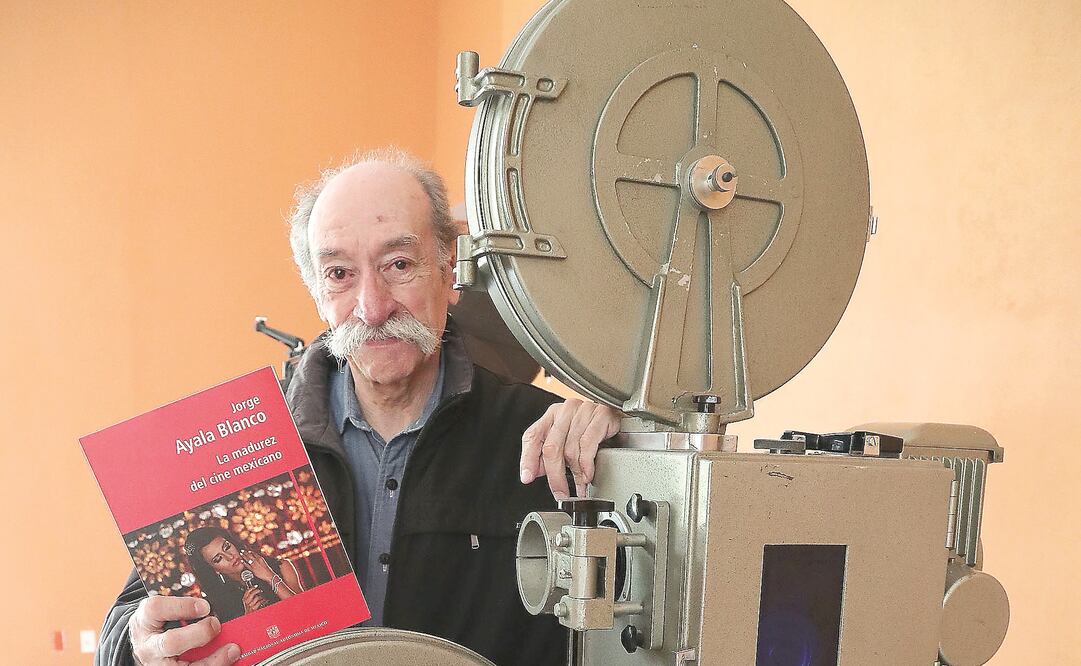Jorge Ayala Blanco es maestro y crítico; es autor de una serie editorial del “abecedario” del cine mexicano. (ARIEL OJEDA. EL UNIVERSAL)