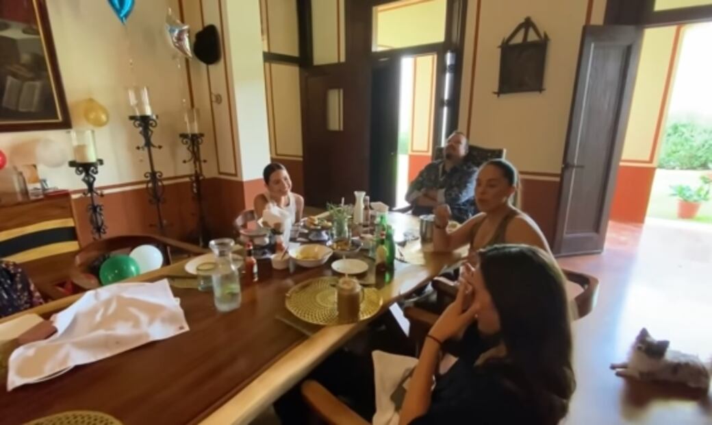 Hidden Hills, el lujoso barrio donde vive Ángela Aguilar junto a otros famosos