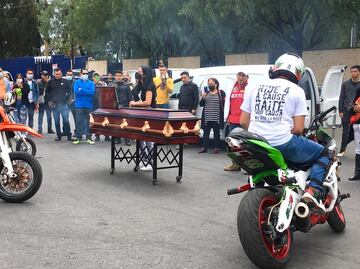 Despiden a Donovan, joven sicario muerto durante ataque a empresario en el AICM