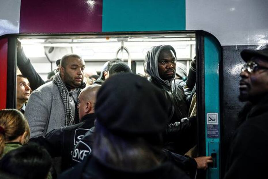 Paralizan trenes y metro de Francia en quinto día de huelga