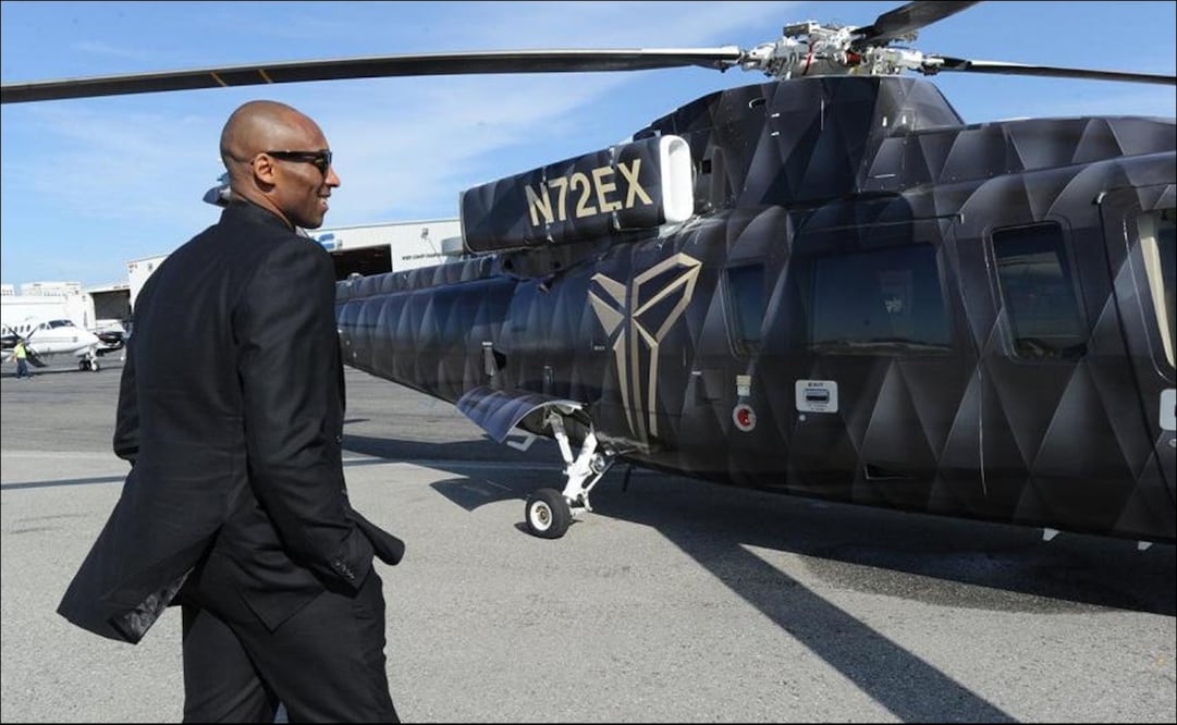 Kobe Bryant en su helicópero privado, en el que falleció (Cortesía Players Tribune)