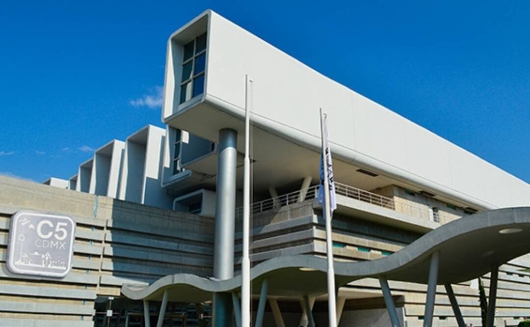Fachada del Centro de Atención a Emergencias y Protección Ciudadana de la Ciudad de México/El Universal