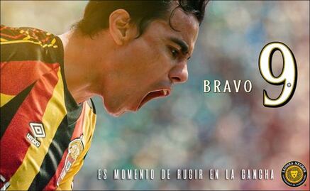 Omar Bravo sale del retiro y jugará con Leones Negros