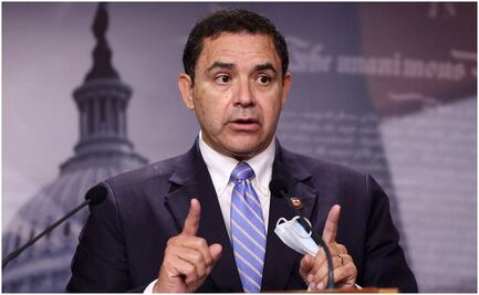 Donald Trump denuncia “falta de lealtad” de Henry Cuéllar por buscar reelección tras indulto