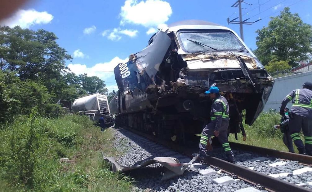 Tráiler impacta a Tren Interoceánico en Macuspana, Tabasco. Foto: Especial