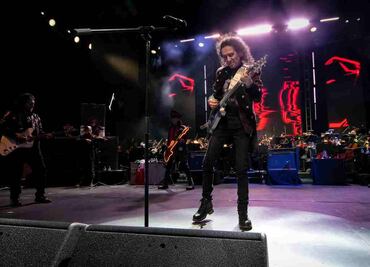 El Tri celebra 40 años del álbum "Simplemente" entre rock and roll, humor y abucheos