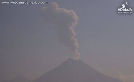 Volcán de Fuego emite fumarola de 1.9 kilómetros