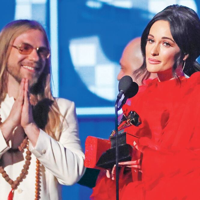 Kacey Musgraves obtuvo: Álbum del año, Álbum country, Canción country y Actuación country. Foto: Agencias