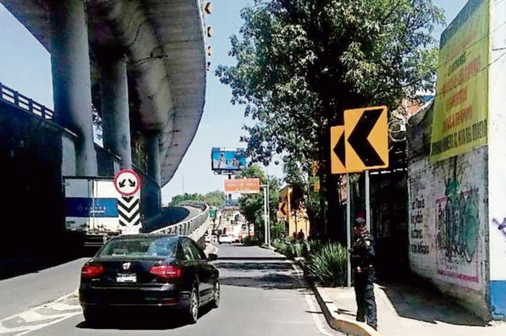 A pesar de que se amplió la vigilancia sobre Periférico con el objeto de reducir los atracos, éstos continúan (TWITTER DE LA SSP)