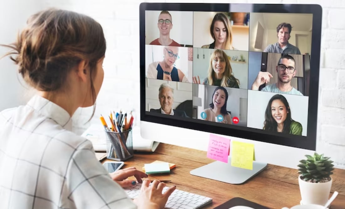 Zoom, una de las herramientas más importantes en el mundo del teletrabajo. Fuente: Freepik