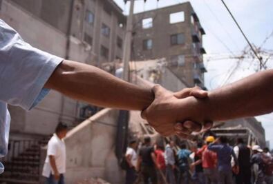 7.1 earthquake shakes Mexico City