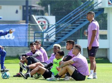 Tuca Ferretti enfrentará a su ex en el primer compromiso como DT de Cruz Azul