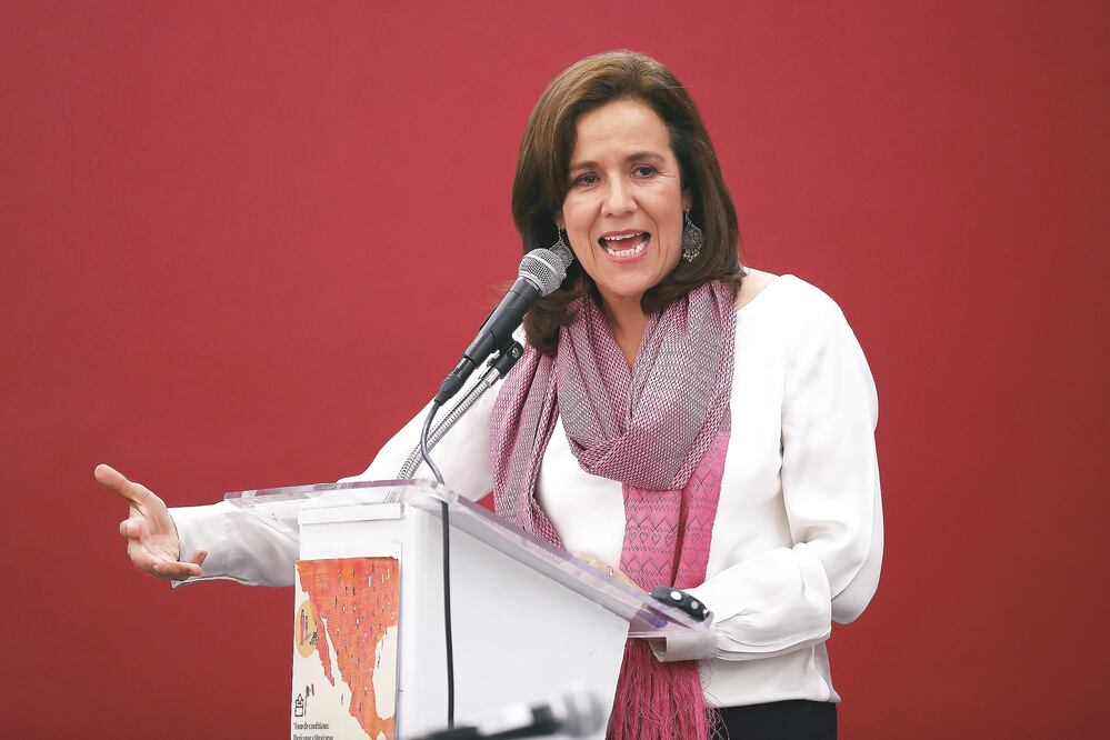 Pide Margarita Zavala acabar con violencia a políticos