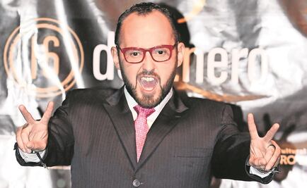 Clark se retira de Televisa