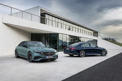 El Mercedes-Benz Clase E estrena generación, elegante y con TikTok incluido
