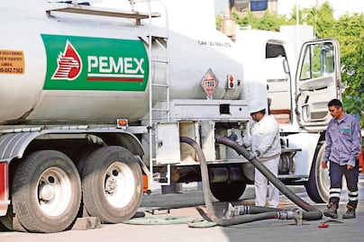 Pemex asegura que suministro de combustibles está garantizado; aún no realiza recuento de los daños