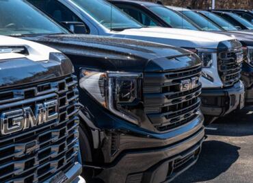 General Motors gana 20% menos hasta junio; por política arancelaria de Trump sufre recorte mil 100 millones de dólares