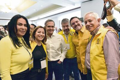 El PRD olvidó las ligas de Döring en su aniversario