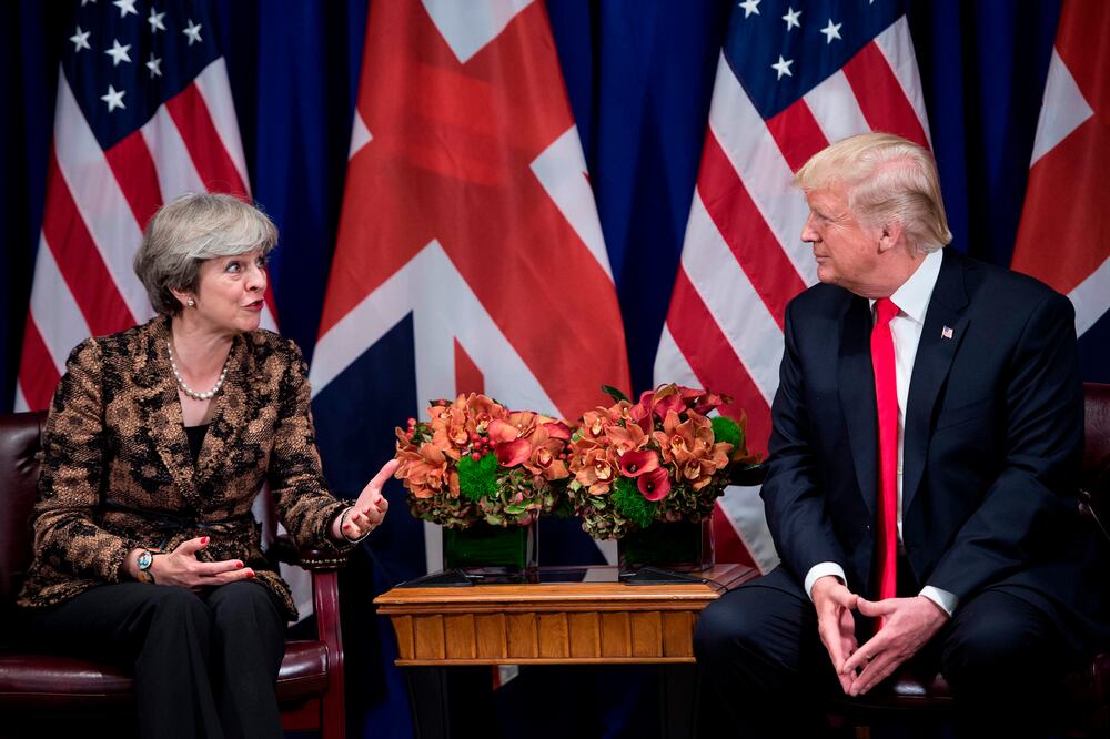 La primera ministra británica, Theresa May, y el presidente de Estados Unidos, Donald Trump, durante una reunión bilateral en Washington (Foto: AFP)