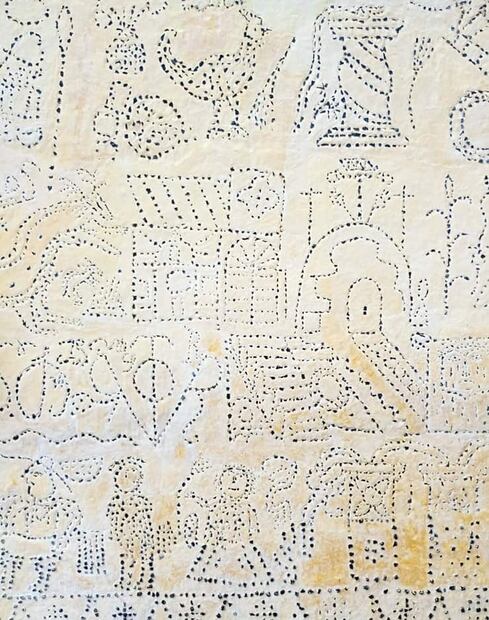 Para el antropólogo Julio Glockner, en la fachada se pueden encontrar representaciones de Xochipilli, deidad de las flores, de la fertilidad y la vegetación exhuberante. Foto: Eloy Linares/Cortesía.