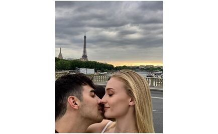 Joe Jonas y Sophie Turner presumen foto de su boda