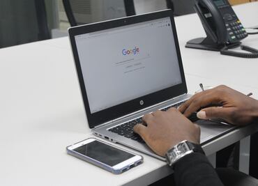 Crecen búsquedas sobre Afores, tasas de interés y seguros en México, reporta Google