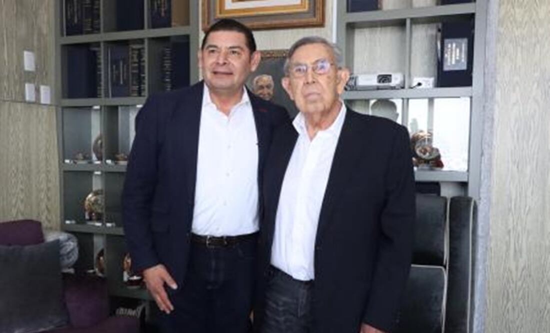 Cuauhtémoc Cárdenas y Alejandro Armenta. Foto: Especial