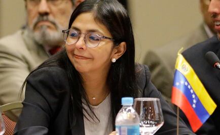 Vicepresidenta de Venezuela anuncia cierre de frontera con Antillas holandesas