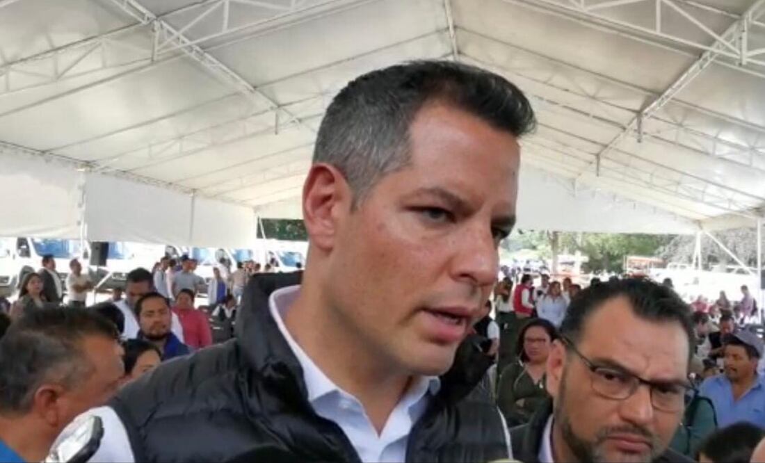 El gobernador Alejandro Murat adelantó que el Ejecutivo presentará una iniciativa para sancionar con la condena más alta la violencia y el odio contra las mujeres. Foto: Edwin Hernández / EL UNIVERSAL