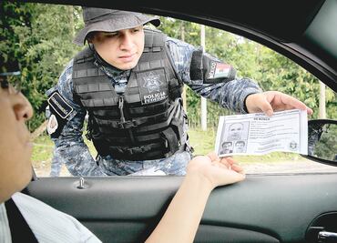 Lo lógico es que El Chapo esté quieto: general colombiano