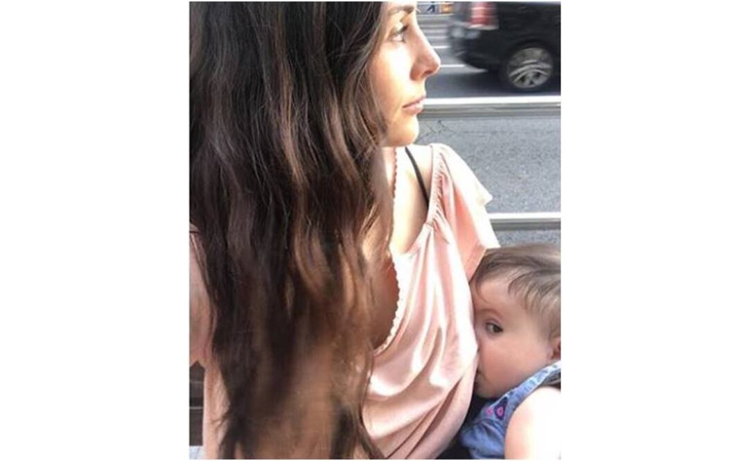 Zuria Vega amamanta a Lúa. Foto: Instagram