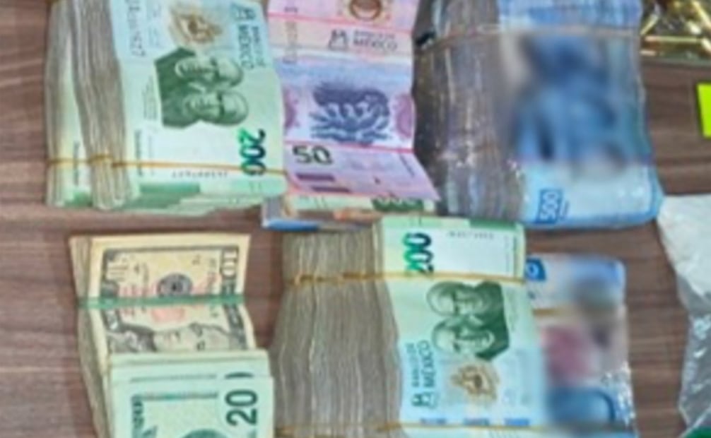 Dinero en efectivo asegurado tras detención de “Tilín”, líder de célula delictiva (29/04/2026). Foto: Especial