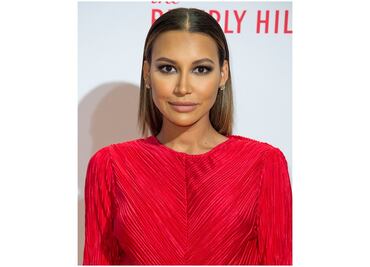 Buzos y perros entrenados buscan cadáver de Naya Rivera