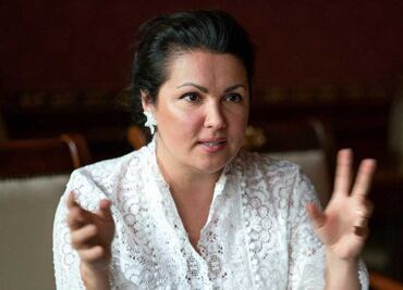 Tras llamado a boicotearla, Anna Netrebko se aleja de los escenarios