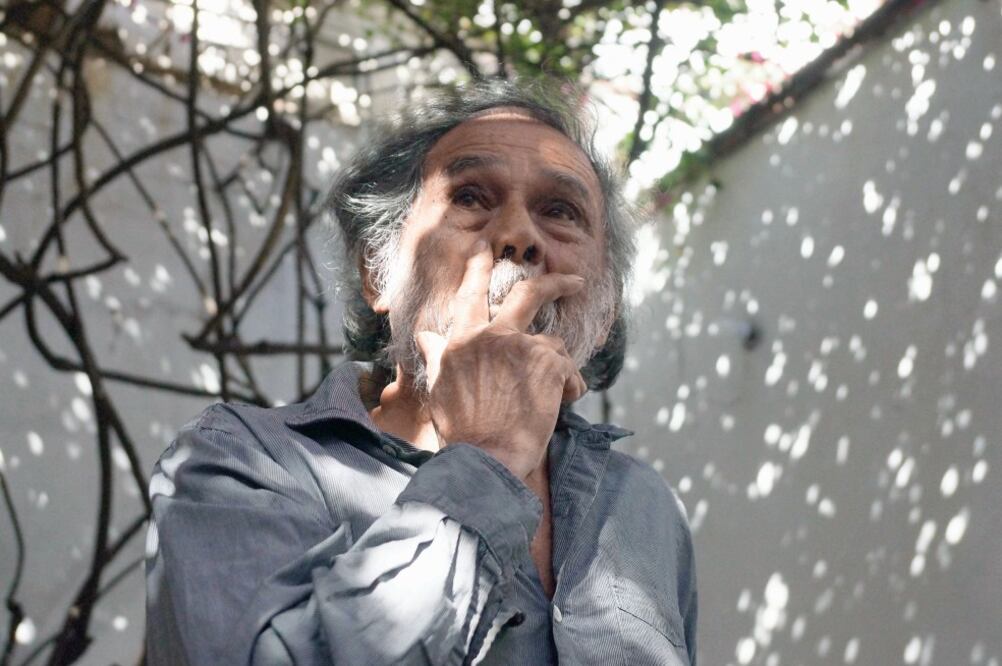 Francisco Toledo en el Instituto de Artes Gráficas, en Oaxaca. (ARCHIVO EL UNIVERSAL)