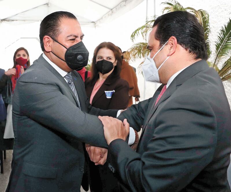 El senador Eduardo Ramírez y el presidente del Inai, Francisco Javier Acuña Llamas. Foto: GRACIELA LÓPEZ. CUARTOSCURO