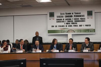 Cierre de algunos ductos no es una ocurrencia, dice el director de Pemex