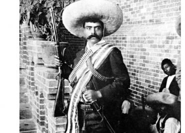 Marchan en Chiapas por el 106 aniversario luctuoso de Emiliano Zapata; exigen liberación de presos políticos